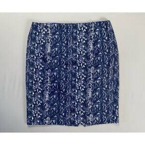 Tahari Rear Zip Lined Stretch Pencil Skirt. Abstract Snake Print, Size 10. EUC!
